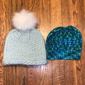4 winter hats one size